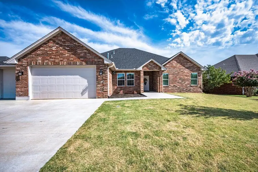 1523 W Diamond Way, Mustang, OK 73064 - #2