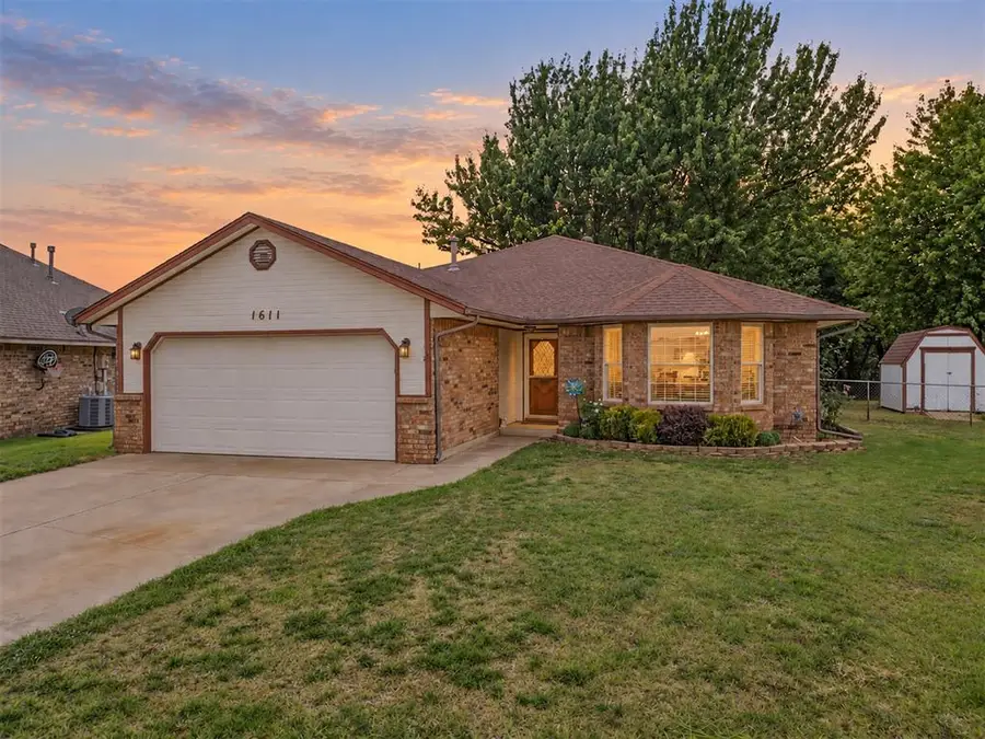 1611 N Orchard Terrace, Mustang, OK 73064 - #2