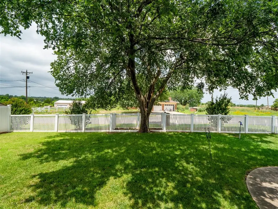 16003 Gaddy Road, Shawnee, OK 74801 - #3