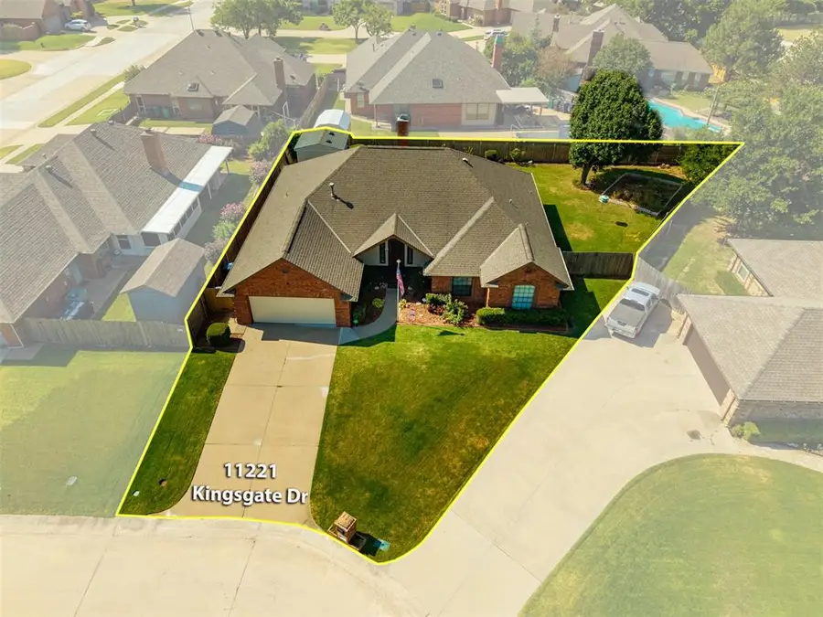 11221 Kingsgate Drive, Oklahoma City, OK 73170 - #2
