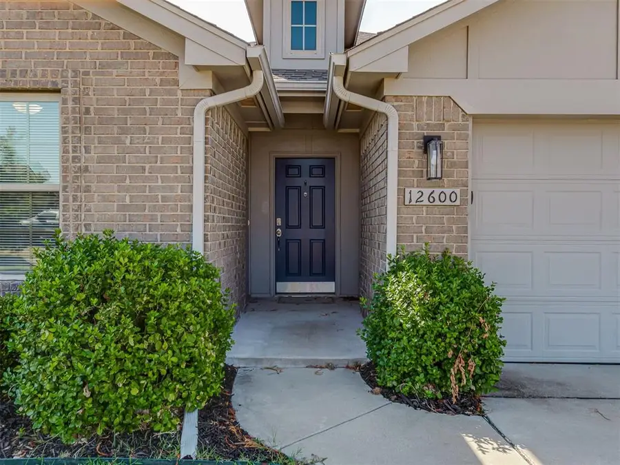 12600 NW 1st Court, Yukon, OK 73099 - #2