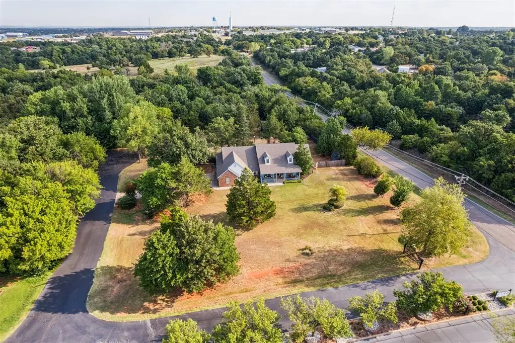 4275 Cedar Creek Drive, Edmond, OK 73034 - #1