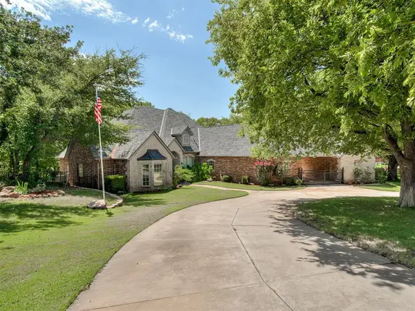 8030 Redhawk Lane, Edmond, OK 73034