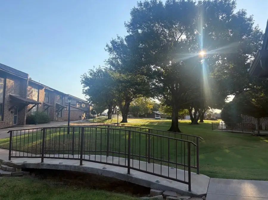 1315 Canterbury Boulevard, Altus, OK 73521 - #3
