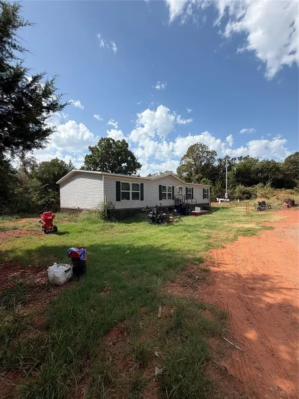 12930 Deer Drive, Luther, OK 73054