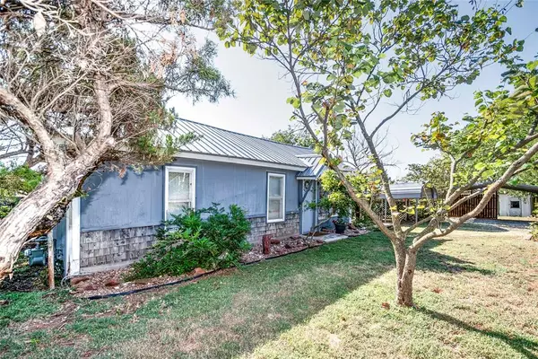 1415 S Keokuk, Chandler, OK 74834