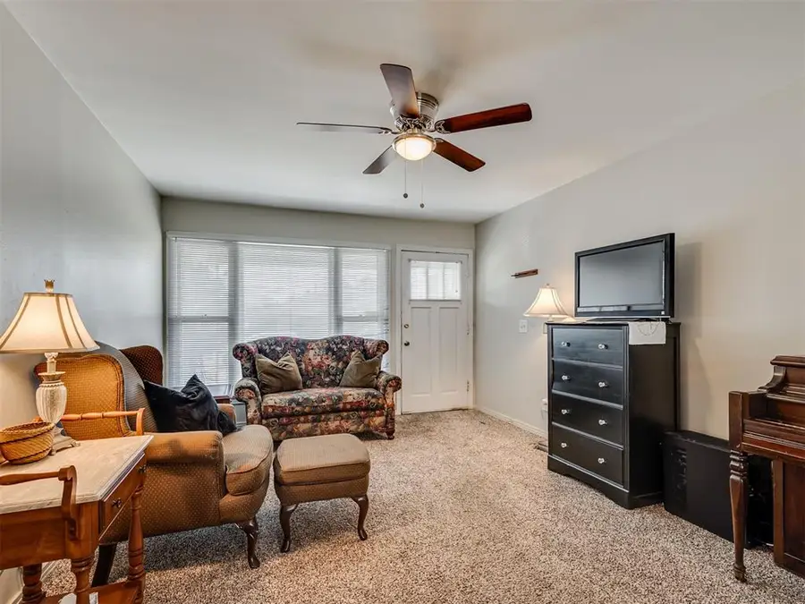 3721 NW 32nd Street, Oklahoma City, OK 73112 - #3