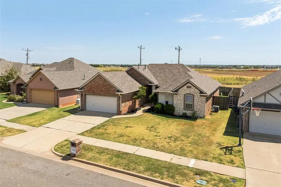 16616 Valderama Way, Edmond, OK 73012 - #3