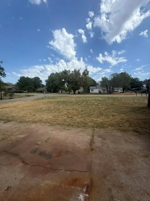 605 Grant Street, Agra, OK 74824 - #3