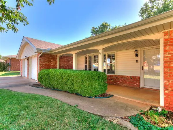 1413 S Oak Street, Kingfisher, OK 73750