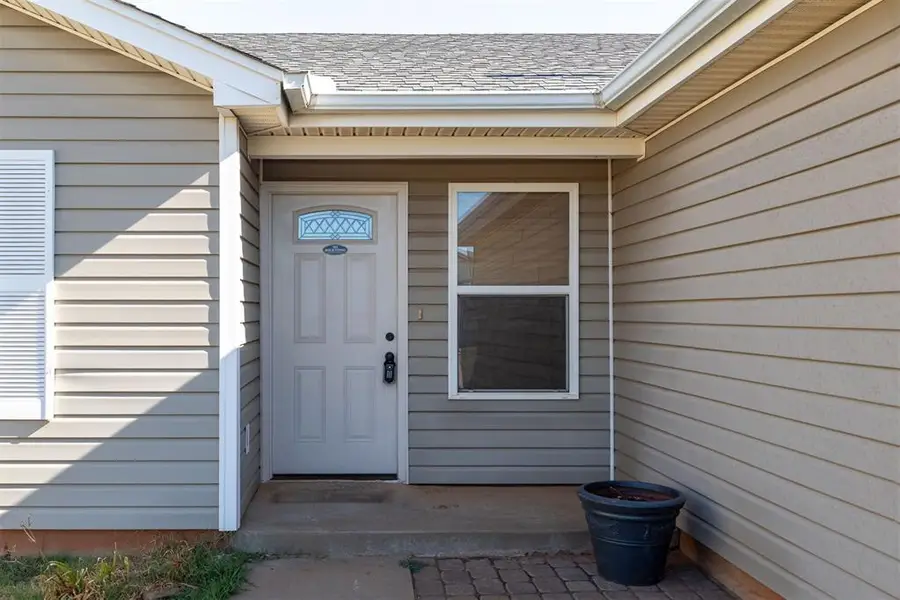 10349 Aberdeen Drive, Yukon, OK 73099 - #2