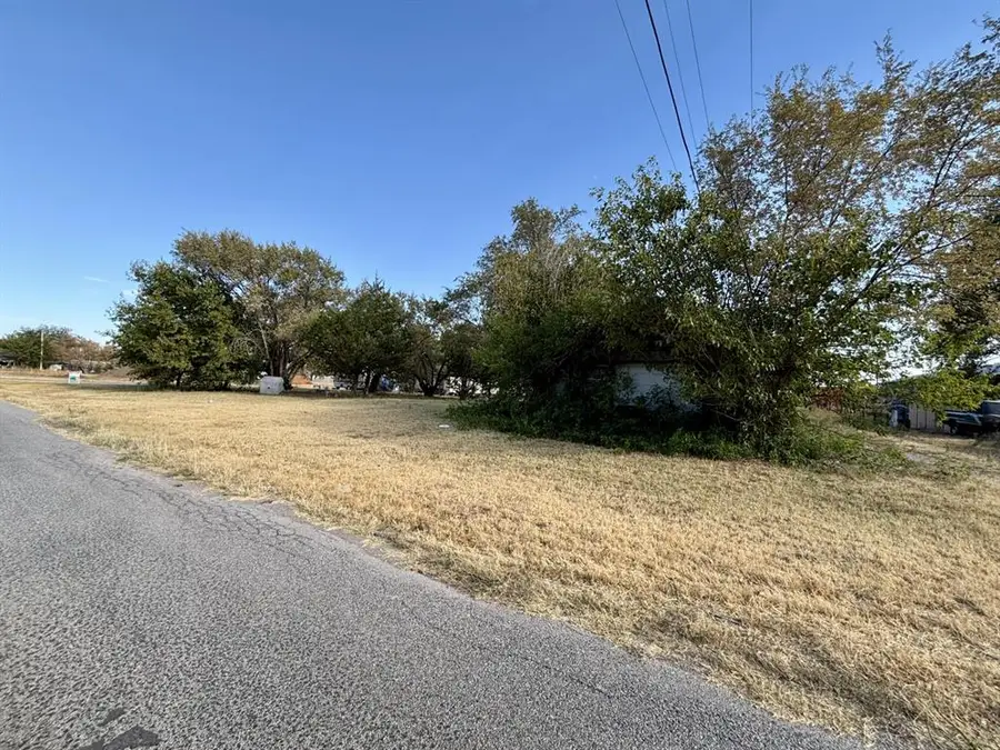207 N Elm Street, Granite, OK 73547 - #2