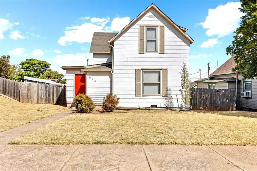 618 N State Street, Weatherford, OK 73096 - #2