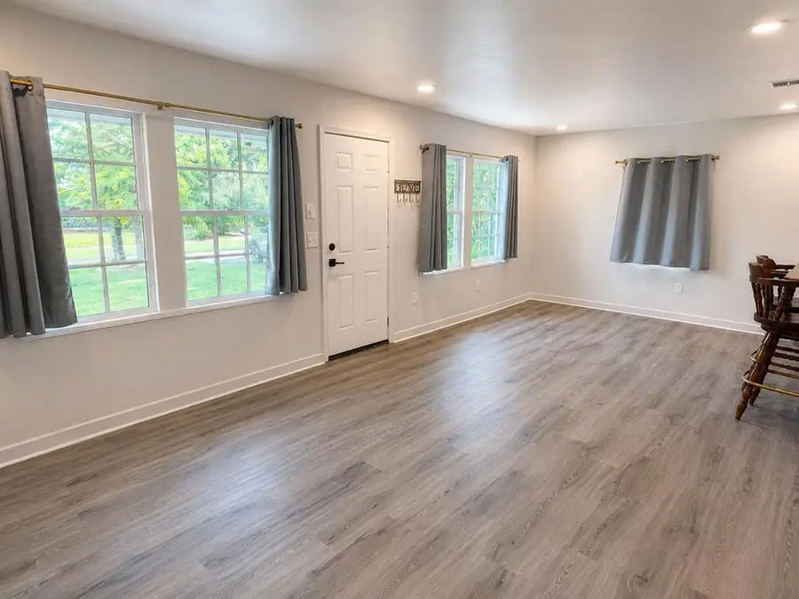 105 W Mosier Street, Norman, OK 73069 - #3