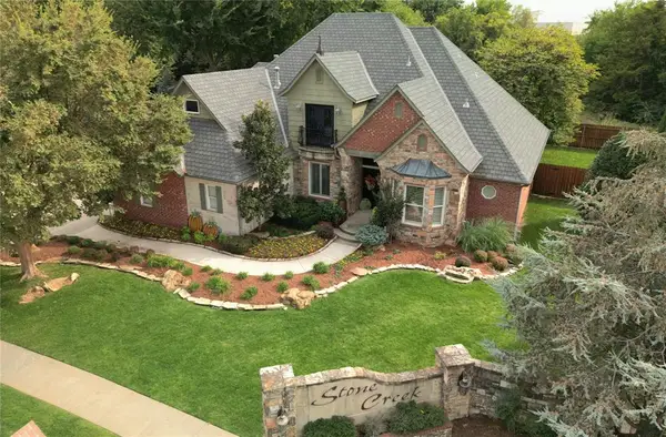919 Stone Creek Boulevard, Yukon, OK 73099
