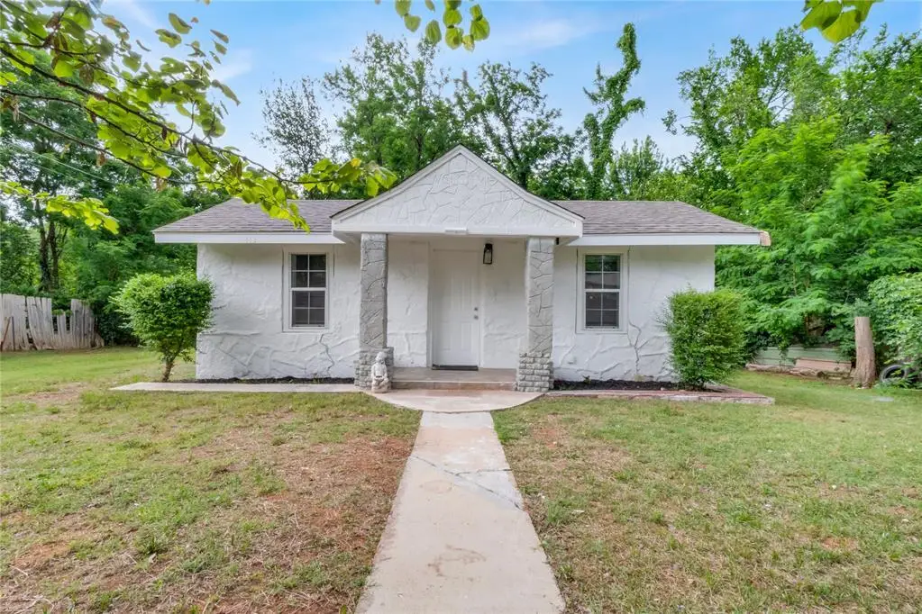 412 N 16th Street, Guthrie, OK 73044 - #1