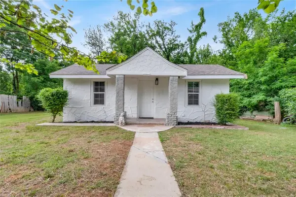 412 N 16th Street, Guthrie, OK 73044