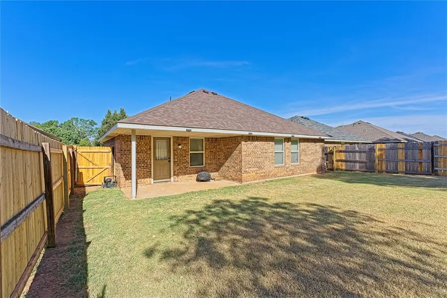 2114 Bradford Circle, Newcastle, OK 73065 - #3