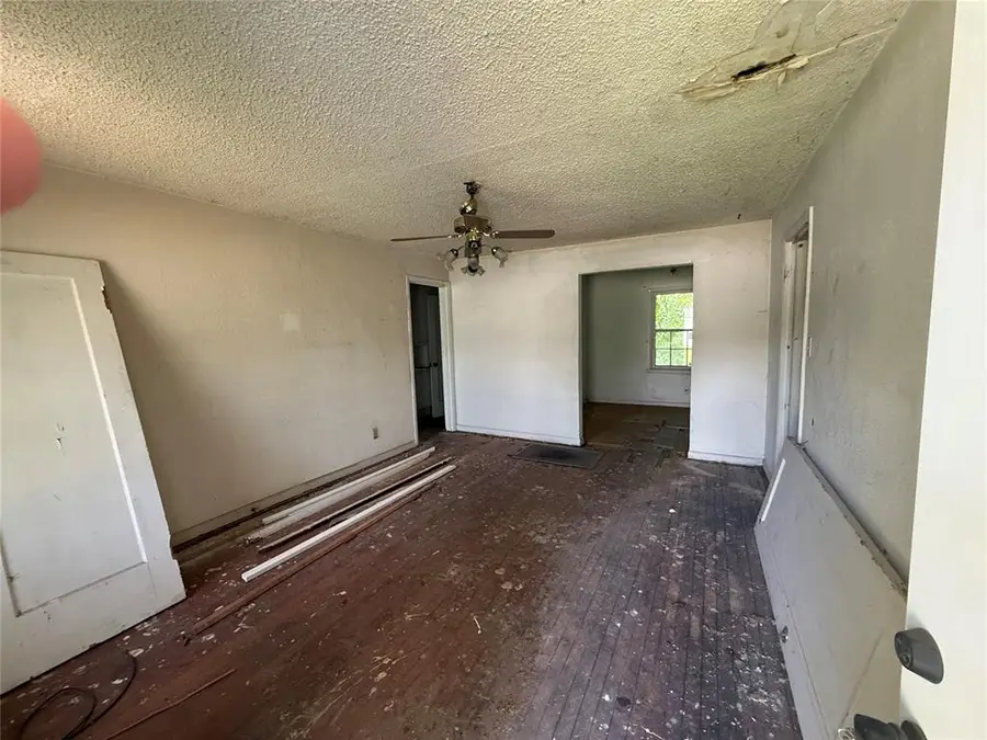 1129 N Woodward Avenue, Oklahoma City, OK 73107 - #2