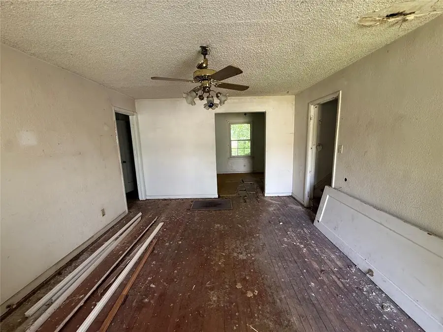 1129 N Woodward Avenue, Oklahoma City, OK 73107 - #3