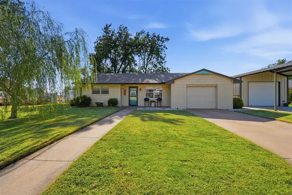 107 Fairview Lane, Tipton, OK 73570