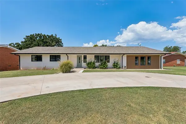 115 Moorman Drive, Chandler, OK 74834