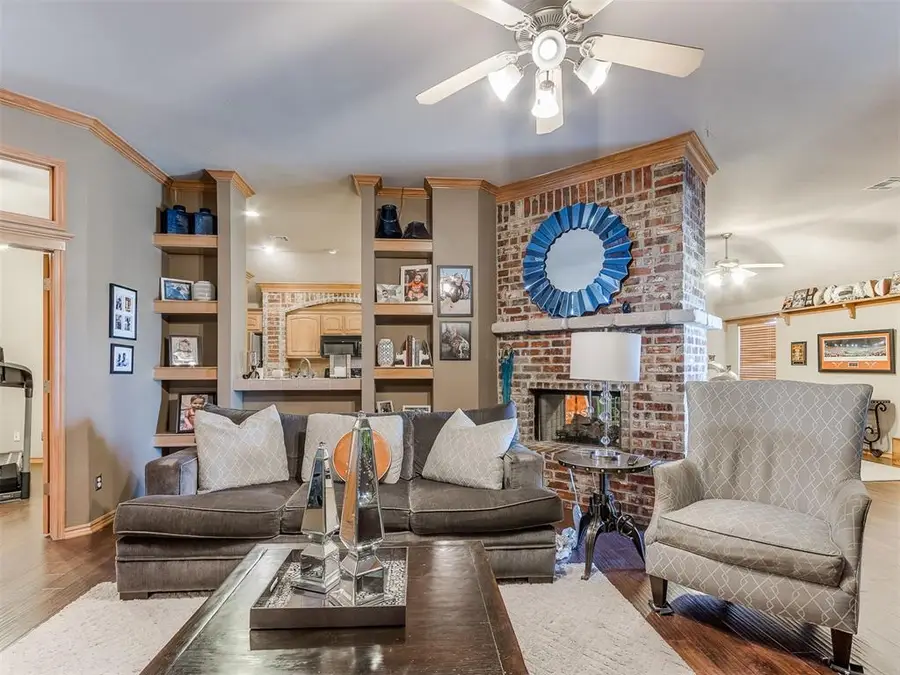 16704 Valderama Way, Edmond, OK 73012 - #2
