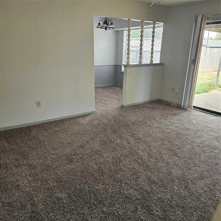 609 NW 17th Street, Moore, OK 73160 - #3