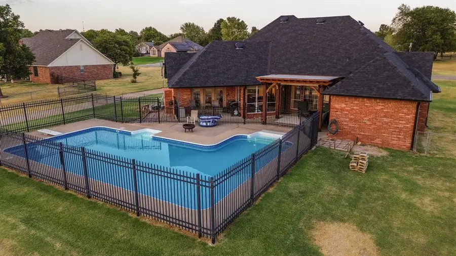 1329 S Southersby Drive, Mustang, OK 73064 - #3