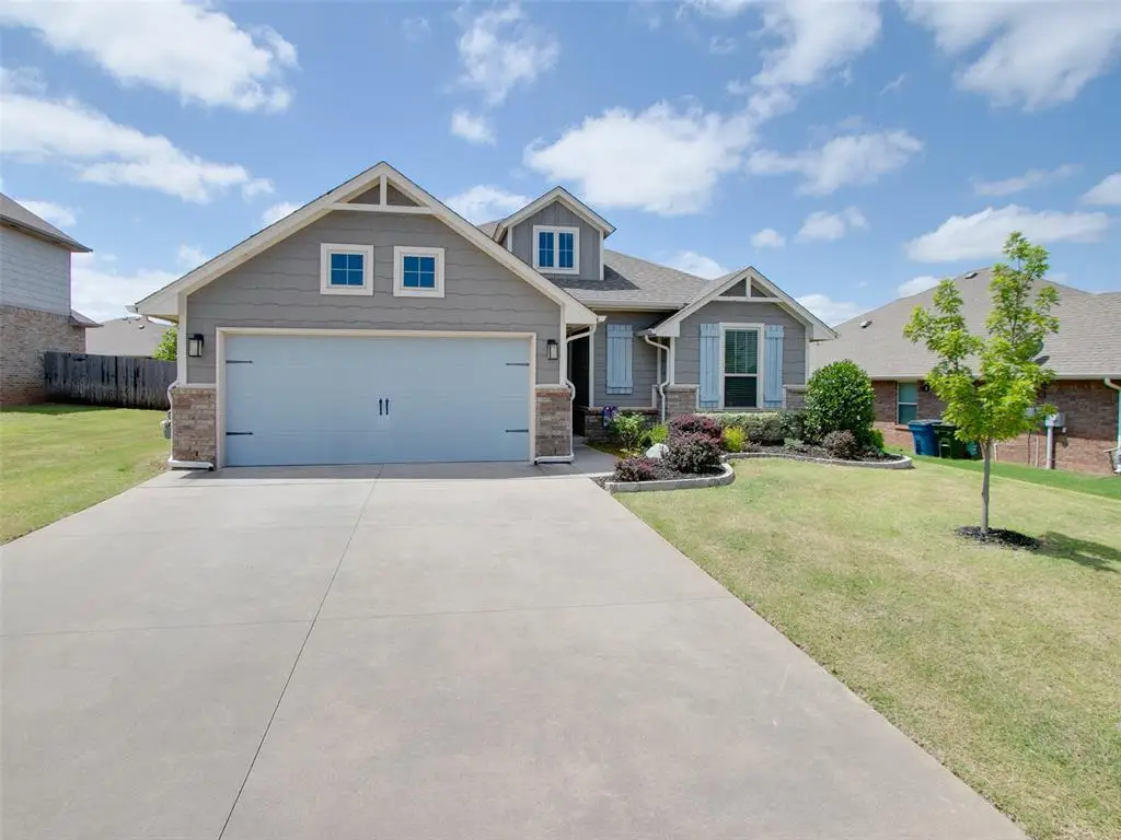 6132 Oxnard, Edmond, OK 73034 - #1
