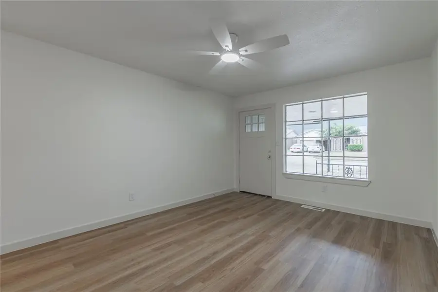 1128 SW 78th Terrace, Oklahoma City, OK 73139 - #3