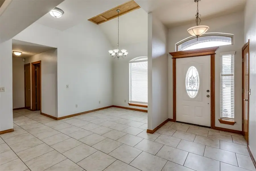 819 Rickwood Circle, Oklahoma City, OK 73160 - #2