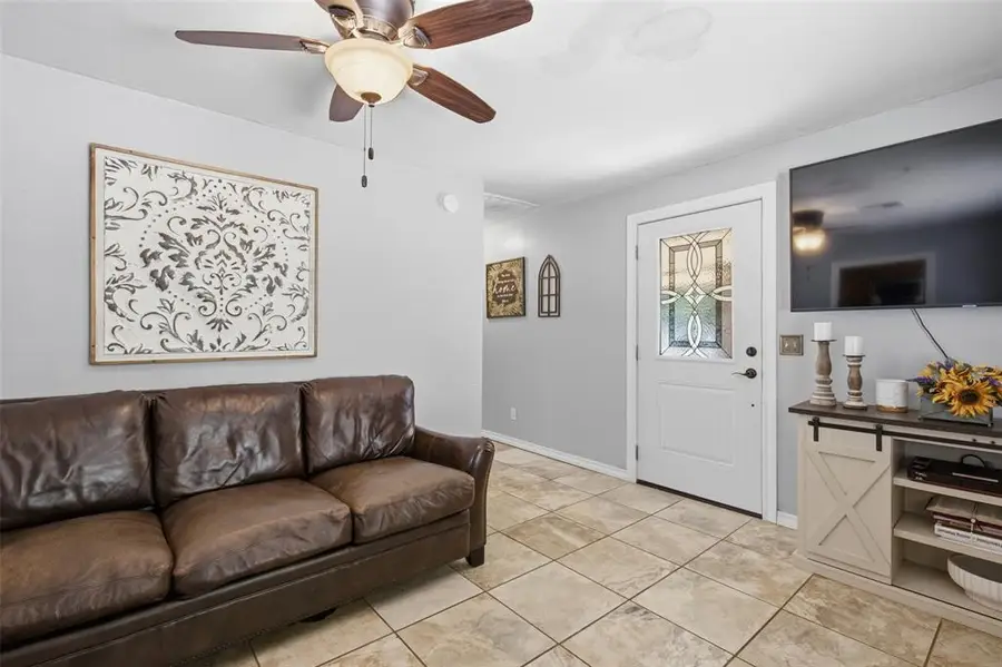 605 SW 7th Street, Lindsay, OK 73052 - #3
