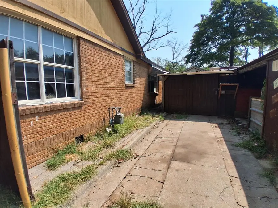 645 N Union Avenue, Shawnee, OK 74801 - #2
