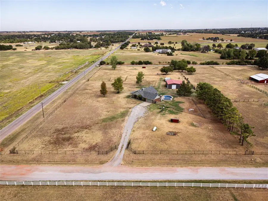 7900 S Cimarron Road, Mustang, OK 73064 - #2