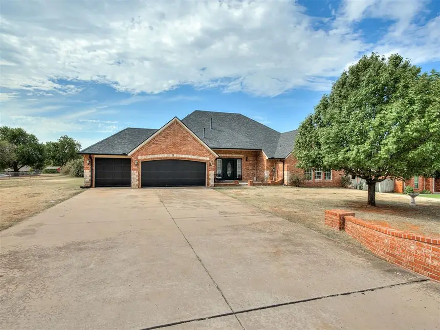 2365 Elm Tree Lane, Blanchard, OK 73010 - #2