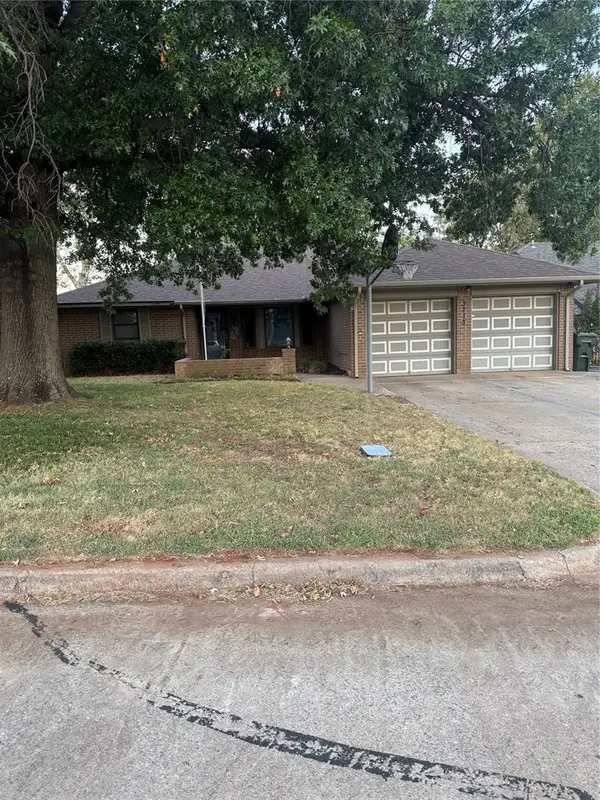 3713 Rolling Lane Circle, Midwest City, OK 73110