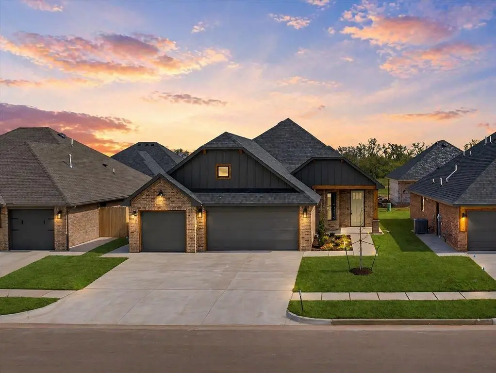 5104 Misty Wood Lane, Mustang, OK 73064 - #1