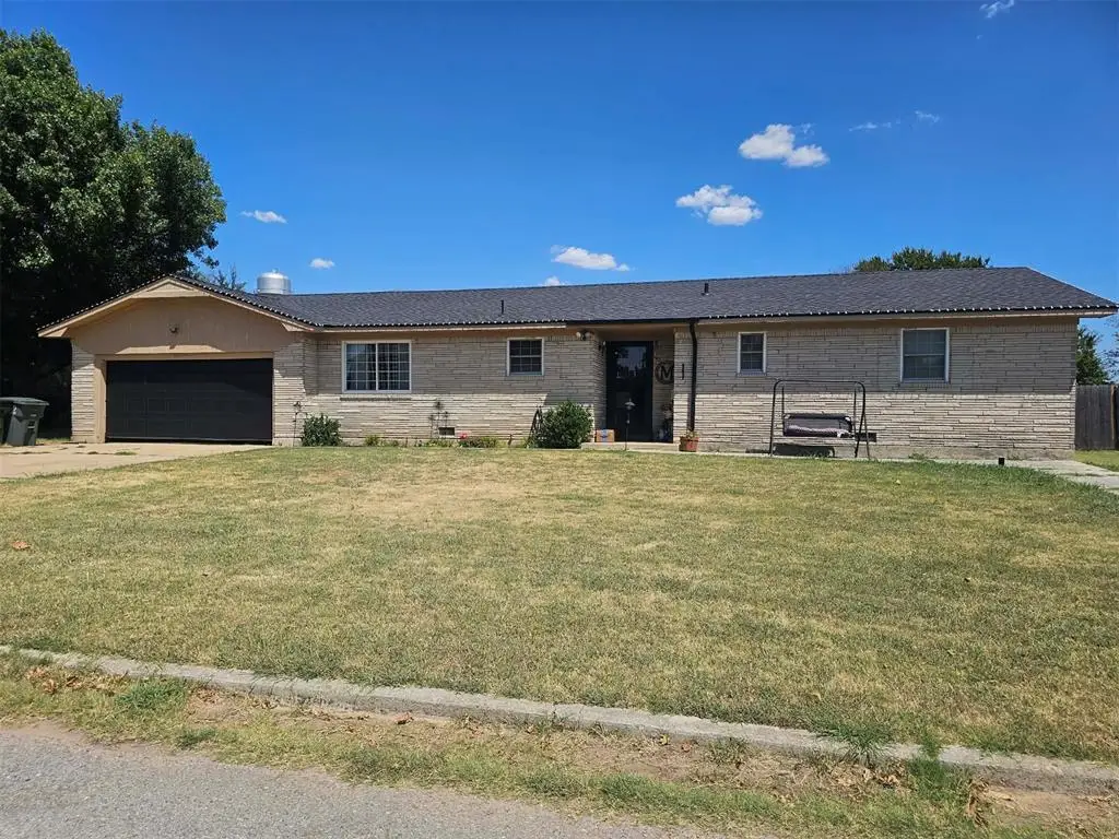 111 Hazelwood Street, Davis, OK 73030 - #1