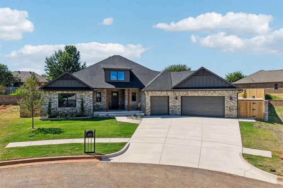 2100 Ingels Circle, Norman, OK 73071 - #2