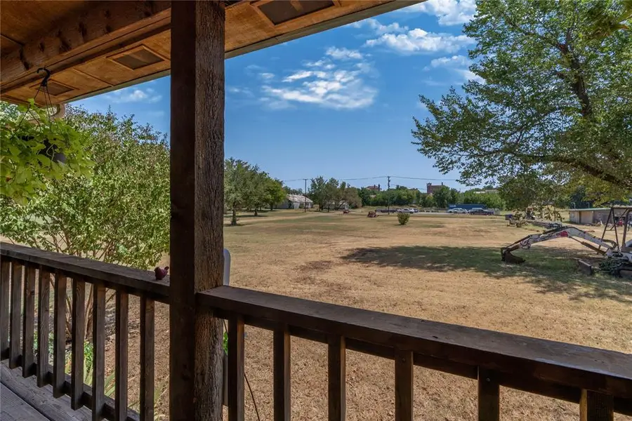 217 S 5th Street, Guthrie, OK 73044 - #3