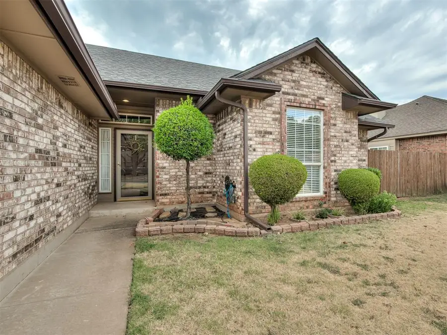9620 Blue Bonnet Place, Oklahoma City, OK 73128 - #2