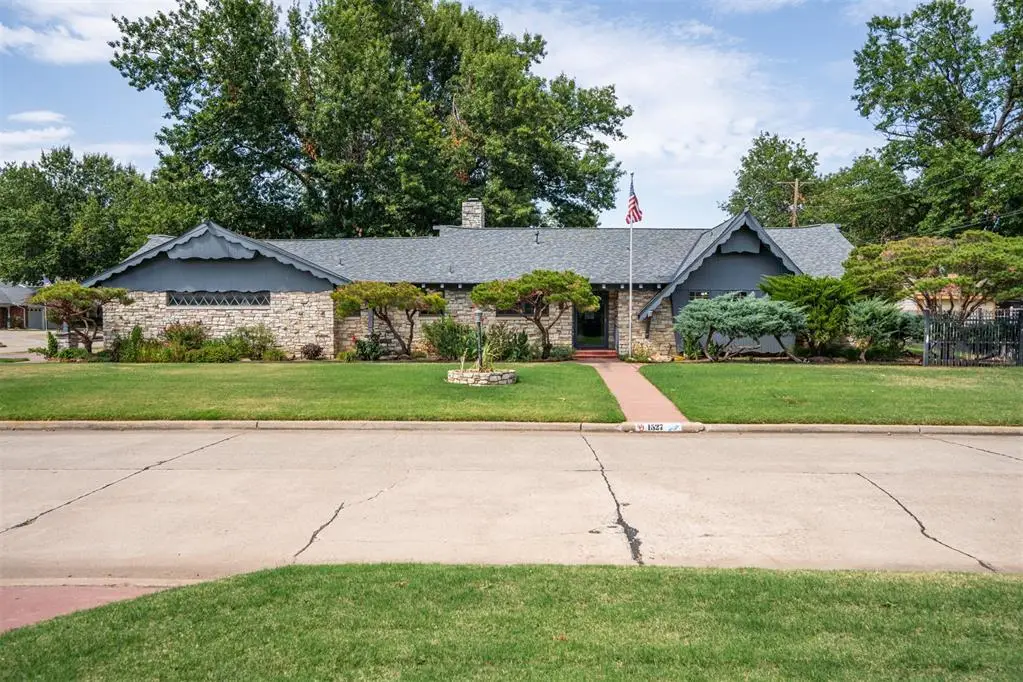 1527 Holliday Drive, Norman, OK 73069 - #1
