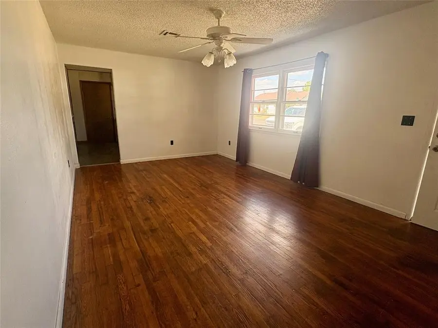803 Willis Avenue, Blair, OK 73526 - #3