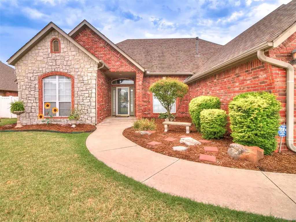 2705 Woodbridge Drive, Shawnee, OK 74804 - #1