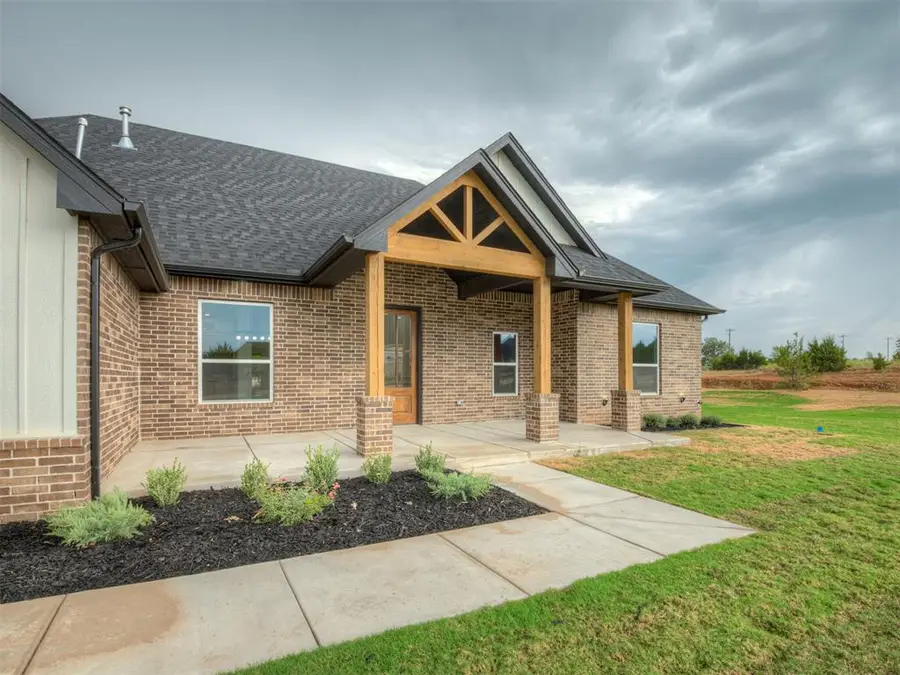 1928 Valerie's Drive, Guthrie, OK 73044 - #3