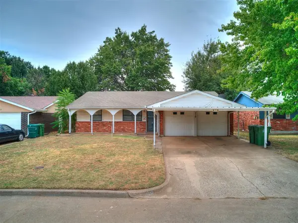 210 E Cherry Avenue, Yukon, OK 73099