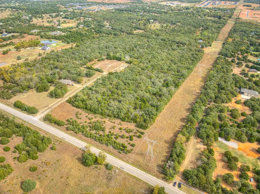 Five Oaks Circle, Edmond, OK 73034 - #3