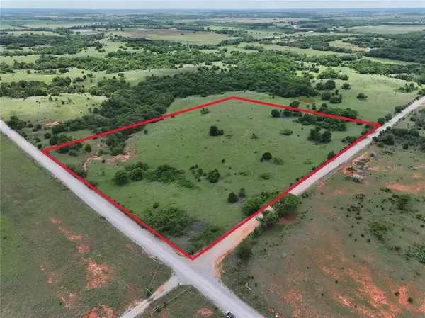 2 E 1450th Road, Bradley, OK 73052
