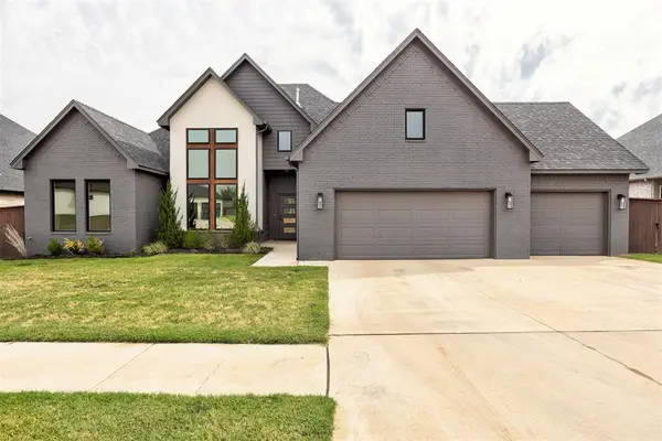 10612 Blue Creek Drive, Yukon, OK 73099
